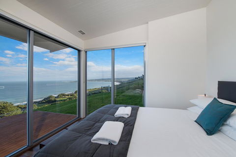 Seafarers Getaway - Tourism Caloundra 2