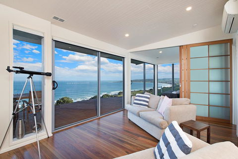 Seafarers Getaway - Tourism Caloundra 0