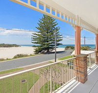 SEASCAPE - An Enticing Lakeside Escape - Tourism Caloundra