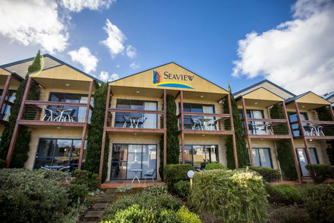 Seaview Motel & Apartments - Tourism Caloundra 0
