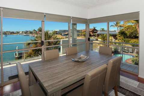 Serenity Waters 6 - Pristine 2 BDRM Apt With Water Views - Tourism Caloundra 3