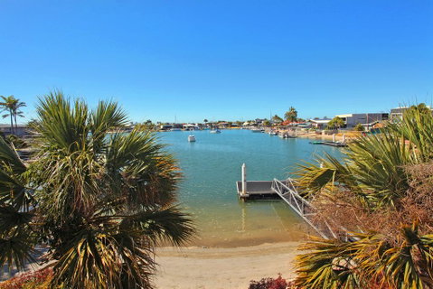 Serenity Waters 6 - Pristine 2 BDRM Apt With Water Views - Tourism Caloundra 2