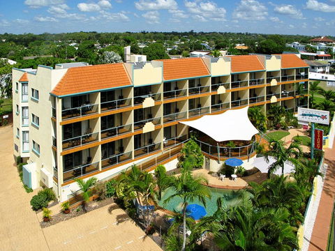 Shelly Bay Resort - Tourism Caloundra 0