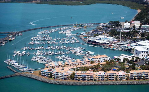 Shelly Beach Motel - Tourism Caloundra 1