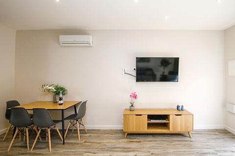 Shepparton Lakeside Serviced Apartment - Tourism Caloundra 2