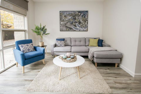 Shepparton Lakeside Serviced Apartment - Tourism Caloundra 0