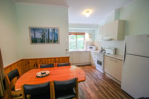 Silver Birches Holiday Unit 3 - Tourism Caloundra 1