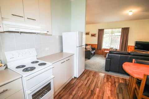 Silver Birches Holiday Unit 3 - Tourism Caloundra 2