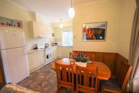 Silver Birches Holiday Unit 4 - Tourism Caloundra 1