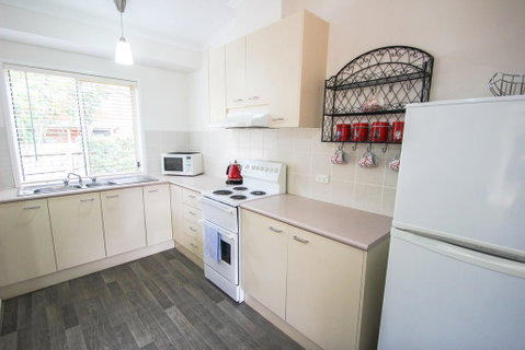Silver Birches Holiday Unit 9 - Tourism Caloundra 2