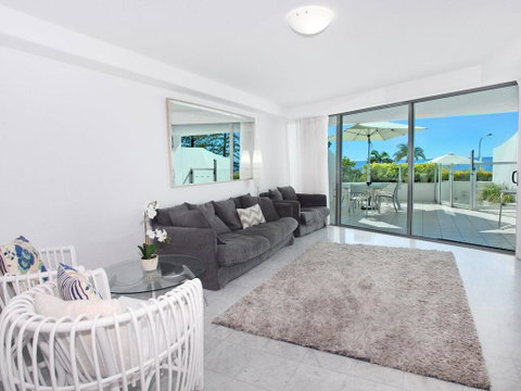 Sirocco 202 - Tourism Caloundra 2