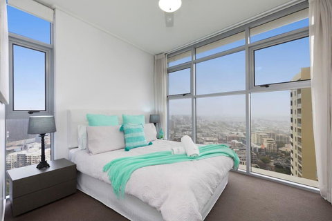 SK1 - Spotless 2BR SkyHome Long Stays Welcome - Tourism Caloundra 1