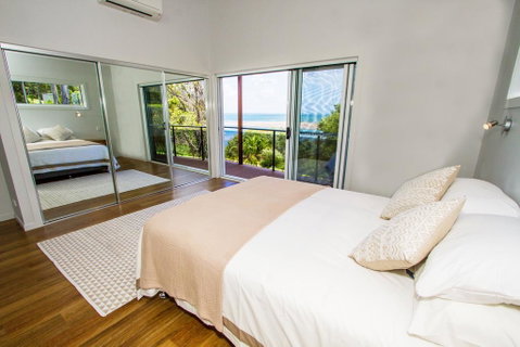 Slipaway - Tourism Caloundra 3