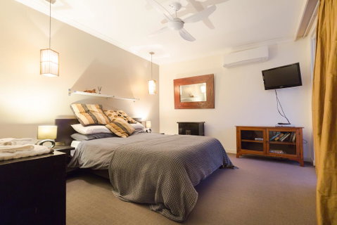SoHo Penthouse - Tourism Caloundra 2