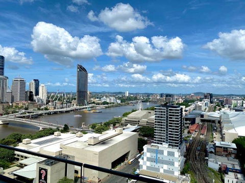 South Bank Riverside Sub Apartment - Tourism Caloundra 1