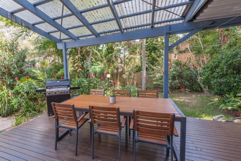 South Golden Beach - Tourism Caloundra 3