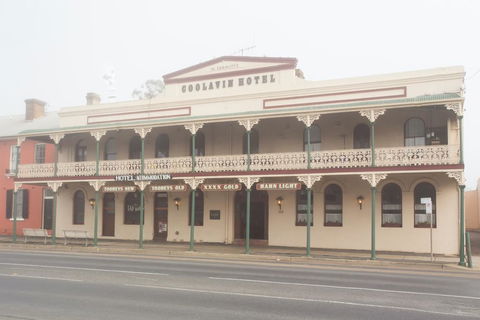 Southern Railway Hotel - Tourism Caloundra 1
