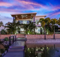 Space  seclusion on the water Noosa Heads