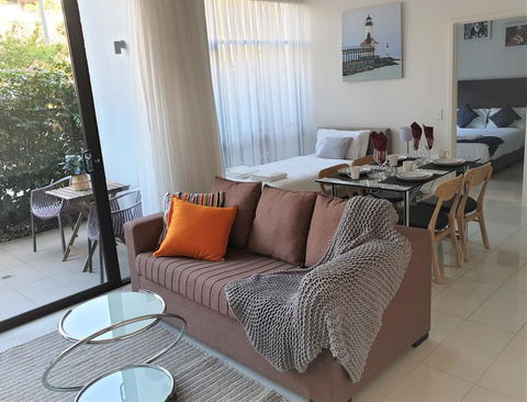 Spacious&Cozy 1 Bedroom + 1 Bathroom Zetland APT - Tourism Caloundra 0