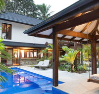 Spice At Oak Award Winning Luxury Absolute Oceanfront House Oak Beach Near Port Douglas