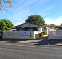 Star Inn Accommodation - Tourism Caloundra