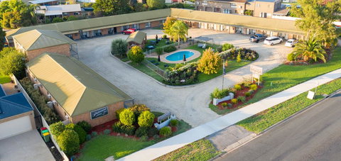 Statesman Motor Inn - Tourism Caloundra 3