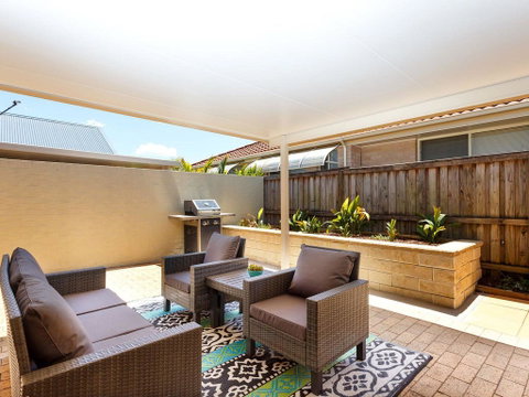 Stockmans Way 2-3 - Tourism Caloundra 3