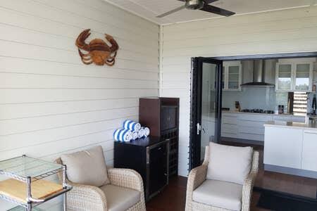 Stonehaven With Private Pool - Tourism Caloundra 1