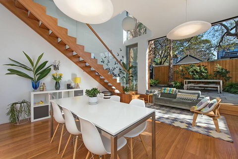 Stunning Architectural Family House In Rozelle - Tourism Caloundra 0