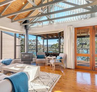 STUNNING WATERFRONT ESCAPE AT DALEYS POINT - Tourism Caloundra
