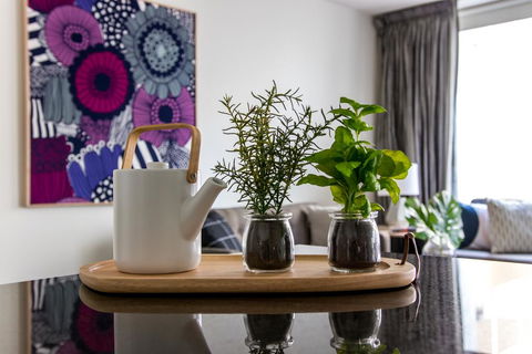 Stunning, Central Huge CBD Pad, Free WiFi, Netflix - Tourism Caloundra 2