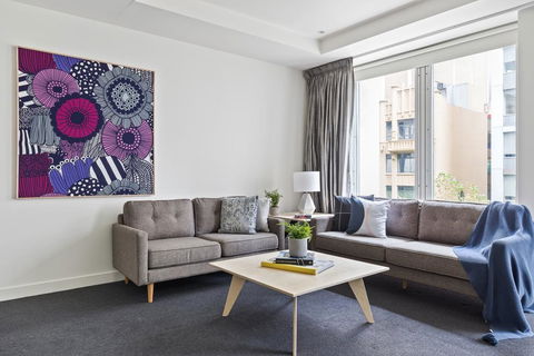 Stunning, Central Huge CBD Pad, Free WiFi, Netflix - Tourism Caloundra 3