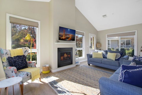 Summer Home - Our Place At Bright - Tourism Caloundra 2