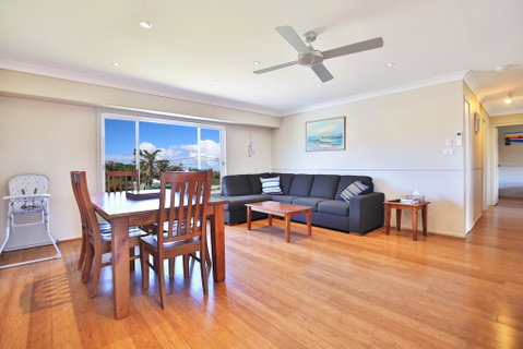 Summer Sands - Pet Friendly - Tourism Caloundra 1
