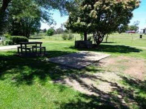 Summit Cabin - Tourism Caloundra 2