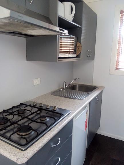 Summit Cabin - Tourism Caloundra 3