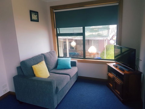 Sunset Holiday Villas - Tourism Caloundra 1