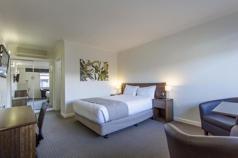 Sunshine Motor Inn - Tourism Caloundra 3