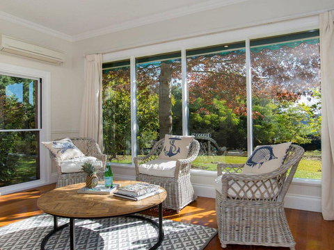 Sutton Downs - Renovated Country Home On 100 Acres - Tourism Caloundra 3