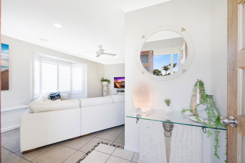 Sweetbrush Place - Tourism Caloundra 3