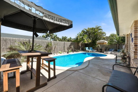 Sweetbrush Place - Tourism Caloundra 0