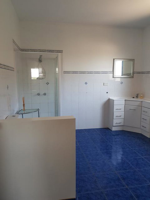 Symuya - Tourism Caloundra 0