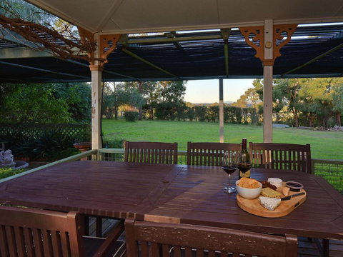 Tabitha Hill Homestead - Tourism Caloundra 1
