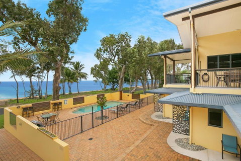 Taihoa Holiday Units Adults Only - Tourism Caloundra 1