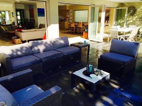 Tali Oak Beach House - Tourism Caloundra 2