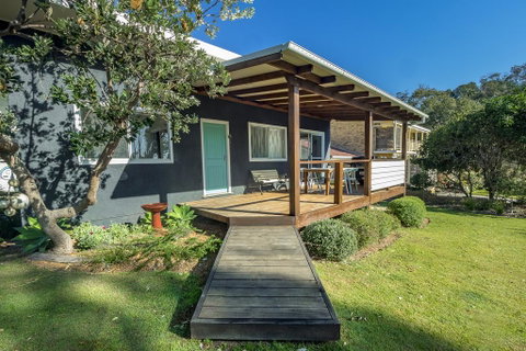 Tallowood Beachfront Cottage - Tourism Caloundra 0