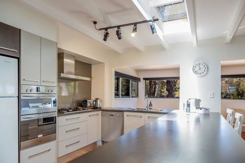 Tallwood 24, NARRWALLEE - Tourism Caloundra 1