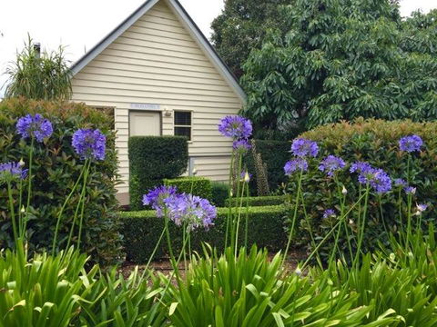 Tamborine Gardens - Tourism Caloundra 1