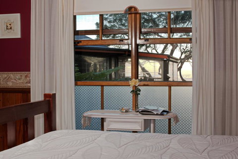 Tamborine Mountain Bed And Breakfast - Tourism Caloundra 2