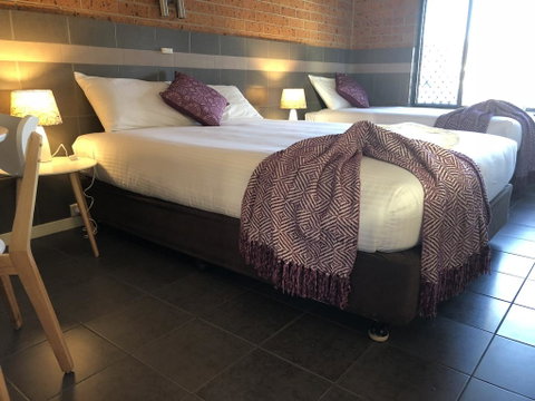 Tamworth Central Motel - Tourism Caloundra 1